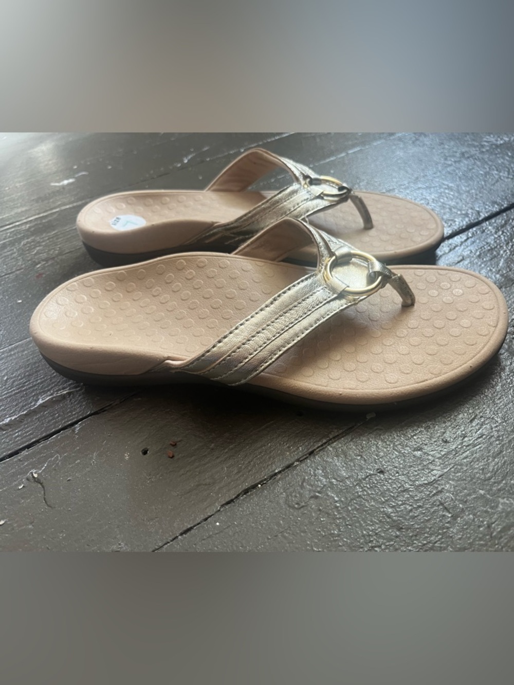 Vionic Metallic Gold Thong Sandals with Ring Accent - Picture 6 of 7